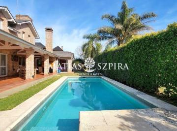 Casa · 270m² · 5 Ambientes · 2 Cocheras · Casa en Venta en Banco Provincia
