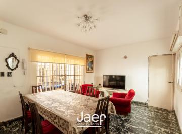 Casa de 6 ambientes, Rosario · 2 Casas Independientes en un Mismo Terreno con Patio y Doble Ingreso
