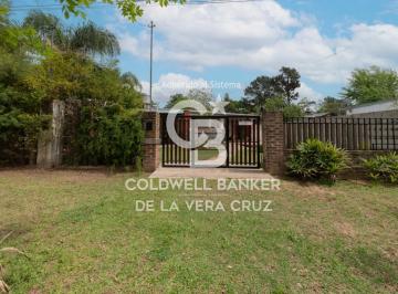 Casa · 144m² · 7 Ambientes · 1 Cochera · Se Vende Quinta a m de La Ruta 1 Km 8