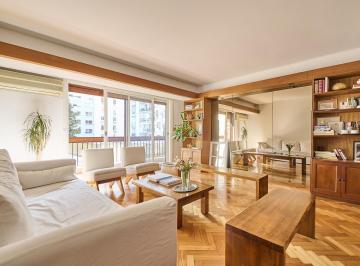 Departamento · 122m² · 4 Ambientes · 1 Cochera · Excelente Departamento en Venta