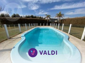 Casa · 250m² · 8 Ambientes · 8 Cocheras · Casa en Alquiler Temporal - Barrio Fincas de San Vicente Golf