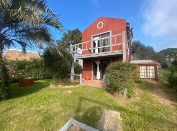 Casa · 450m² · 3 Ambientes · Casa en Balneario Bs As Lili House
