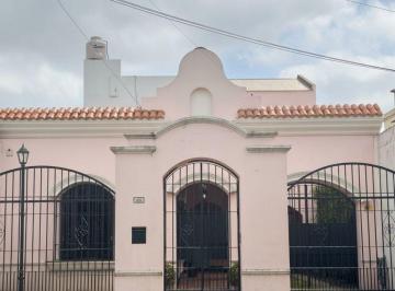 Casa de 5 ambientes, La Matanza · Casa en Venta de 4 Dorm. C/ Cochera en Tapiales
