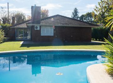 Casa de 4 ambientes, Cañuelas · Club de Campo La Martona. Casa Impecable