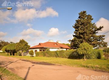 PH · 130m² · 5 Ambientes · 1 Cochera · PH en Alfar