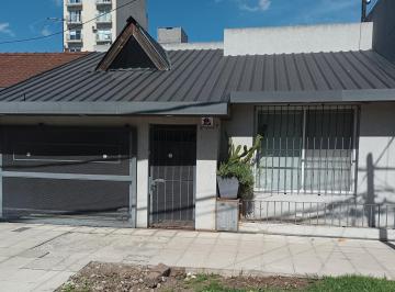 Casa · 140m² · 4 Ambientes · 1 Cochera · Casa en Muniz