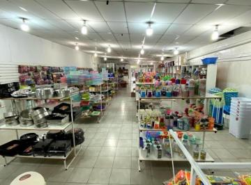Local comercial · 202m² · 1 Ambiente · Local Comerciar en Acebal