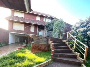 Casa · 300m² · 6 Ambientes · 1 Cochera · Venta Casa 6 Amb - Lavalle 4600
