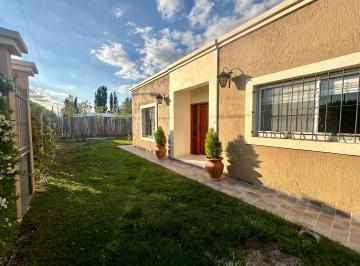 Casa de 3 ambientes, La Primavera · Euskadi Vende Hermosa Casa en La Primavera