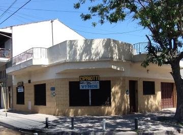 Casa de 3 ambientes, Lanús · Casa en Venta en Valentín Alsina