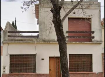 PH de 3 ambientes, Lomas de Zamora · Casa 3 Ambientes PH Frente Banfield Oeste