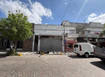 Local comercial · 171m² · 3 Ambientes · Local Mas Casa en Alquiler Centro Zarate