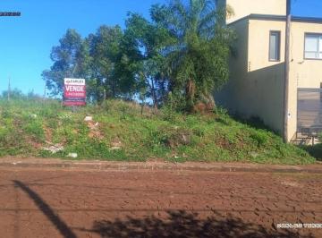 Terreno · 372m² · (V759) Importante Terreno en Itaembé Miní