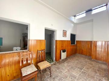 PH · 57m² · 2 Ambientes · 1 Cochera · Venta PH 2 Ambientes 57 m² Lanus Oeste