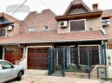 Casa · 121m² · 3 Dormitorios · Casa en Banfield