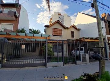Casa · 215m² · 4 Ambientes · 3 Cocheras · Casa en S. Martin (Ctro)
