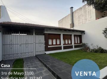 Casa · 397m² · 4 Ambientes · 1 Cochera · Casa a La Venta Zona Semicentrica 1ro de Mayo 1100, Tandil!