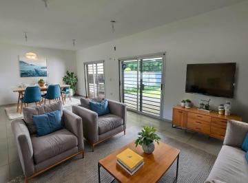 PH · 145m² · 4 Ambientes · 2 Cocheras · Venta Casa 3 Dorm. Housing Villa Rivera Indarte Apta Credito