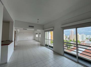 Departamento · 160m² · 4 Ambientes · 2 Cocheras · Piso en La Plata con 2 Cocheras