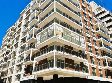 Departamento de 2 ambientes, Rosario · San Juan Esq Primero de Mayo