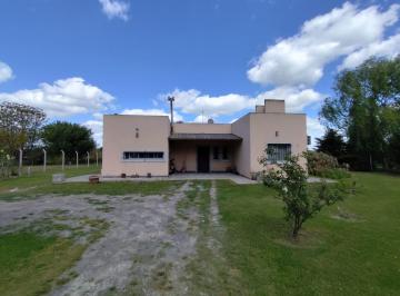 Casa · 120m² · 3 Ambientes · Casa en Venta Barrio El Peligro