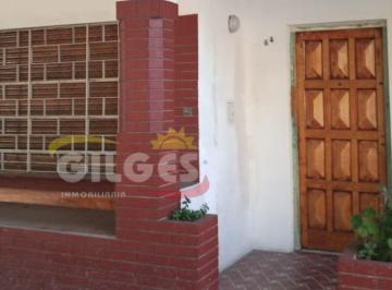 Casa · 80m² · 3 Ambientes · Venta Casa 3 Amb. Ramos Mejía con Patio y Terraza