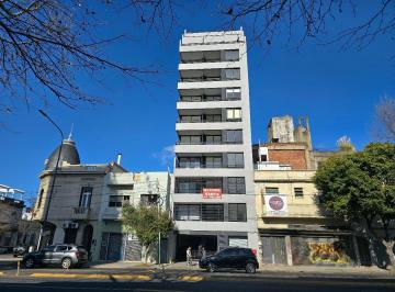 Departamento de 2 ambientes, La Paternal · 2 Amb. a Estrenar! Excelente Ubicación, Dorm. en Suite C/vest, Toilette