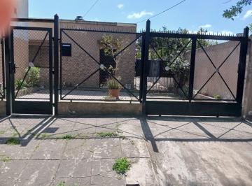 Casa de 4 ambientes, Ezeiza · Casa de 4 Ambientes en Venta en Ezeiza - Apto Para Edificio o Vivienda