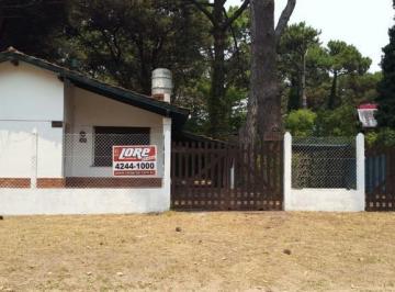 Casa · 100m² · 3 Ambientes · 2 Cocheras · Casa en Villa Gesell Centro Sur