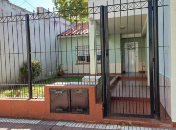Casa · 125m² · 3 Ambientes · Casa 3 Amb. + Dto. 2 Amb. - Barrio San Jose