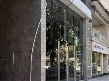 Local comercial · 49m² · 2 Ambientes · Local en Planta Baja Sobra Bv Galvez