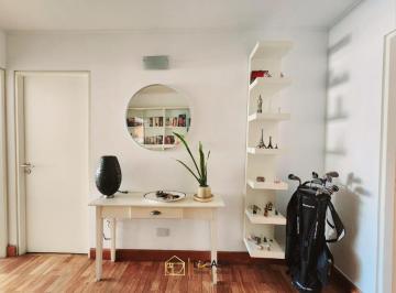 Departamento · 106m² · 7 Ambientes · "Venta Departamento 3 Dorm. con Balcon Dependencia de Servicio - Av Colon 700 Centro ¡único!"