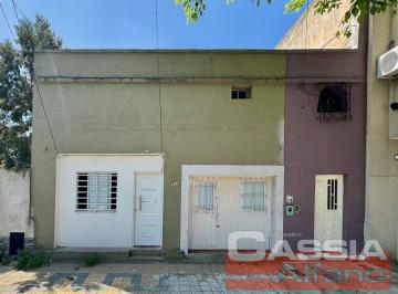 PH · 52m² · 2 Ambientes · 1 Cochera · Casa Tipo PH Al Frente un Dormitorio, Cocina con Entrepiso, Garage y Dos Baños