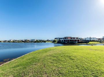 Lote en venta Barrio Virazón · Lote Exclusivo Al Agua en Barrio Virazón Nordelta