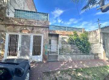 Casa · 79m² · 5 Ambientes · 1 Cochera · Casa en Venta en La Florida