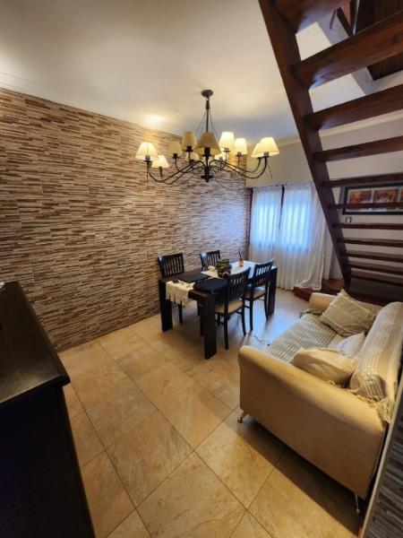 PH 3 amb, 64m² en Salta 700, reciclado con balcón