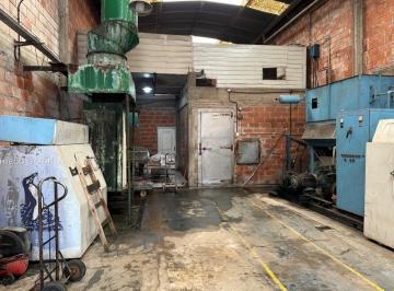 Terreno · 300m² · 1 Ambiente · Venta Fabrica de Hielo Garin\