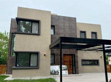 Casa de 6 ambientes, La Plata · Hermosa Casa de 6 Ambientes en Venta en Country Miralagos