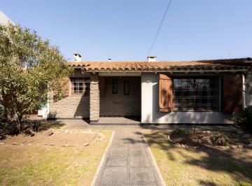 Casa · 300m² · 5 Ambientes · 2 Cocheras · Casa en Venta 5 Ambientes Ciudad Evita