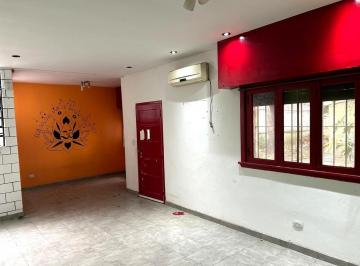 Casa · 123m² · 2 Ambientes · Casa en Lote Propio