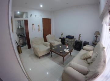 PH · 55m² · 2 Ambientes · PH 1° Piso X Escalera Refaccionado a Nuevo
