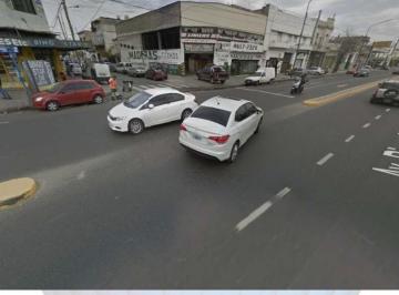 Bodega-Galpón · 363m² · Galpon en Excelente Esquina a 4 Cuadra de Estacion Ciudadela