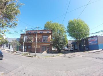 PH · 81m² · 4 Ambientes · PH en Esquina 2 Plantas 3 Dorm.