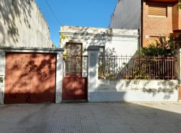 Terreno , Villa Devoto · Lote /a Refaccionar - Demoler - Casa 5 Amb