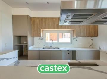 Casa · 199m² · 6 Ambientes · 2 Cocheras · Casa Venta Santa Ana, Villanueva, Tigre