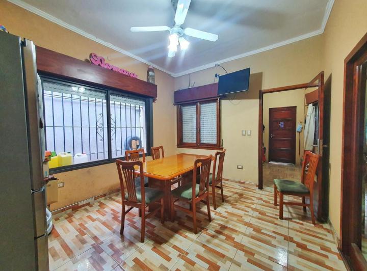 Casa · 136m² · 5 Ambientes · 1 Cochera