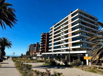 Departamento · 60m² · 2 Dormitorios · 1 Cochera · Pinamar - Edificio Btwins a m del Mar con Amenities