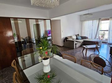 Departamento de 4 ambientes, Lanús · Semipiso 4 Amb ¡Dormitorio C/ Vestidor y Baño Suite!