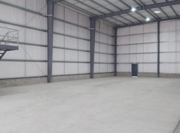 Bodega-Galpón · 455m² · Alquiler de Galpón en Benavidez