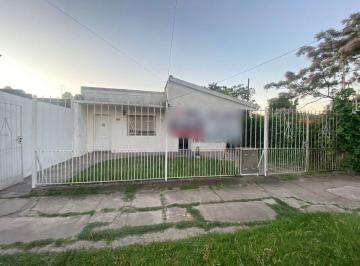 DVL-DVL-400_2 · Venta - Casa - Tres Ambientes - Castelar